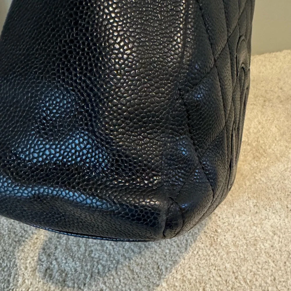 Chanel Black Quilted Caviar Timeless Classic Petit Shopping Tote - Picture 13 of 16